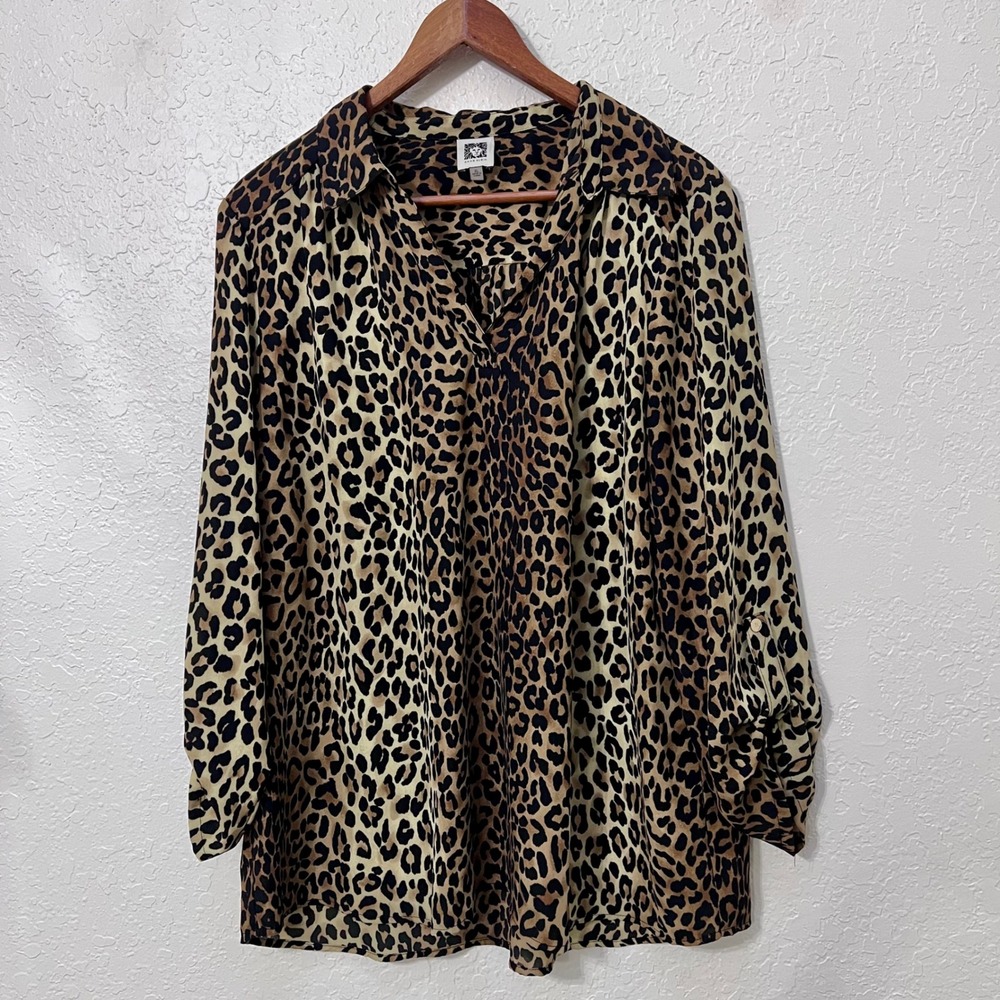 Anne Klein Leopard Print Blouse Womens XL Roll Tab Sleeve V-Neck Animal Top Tan